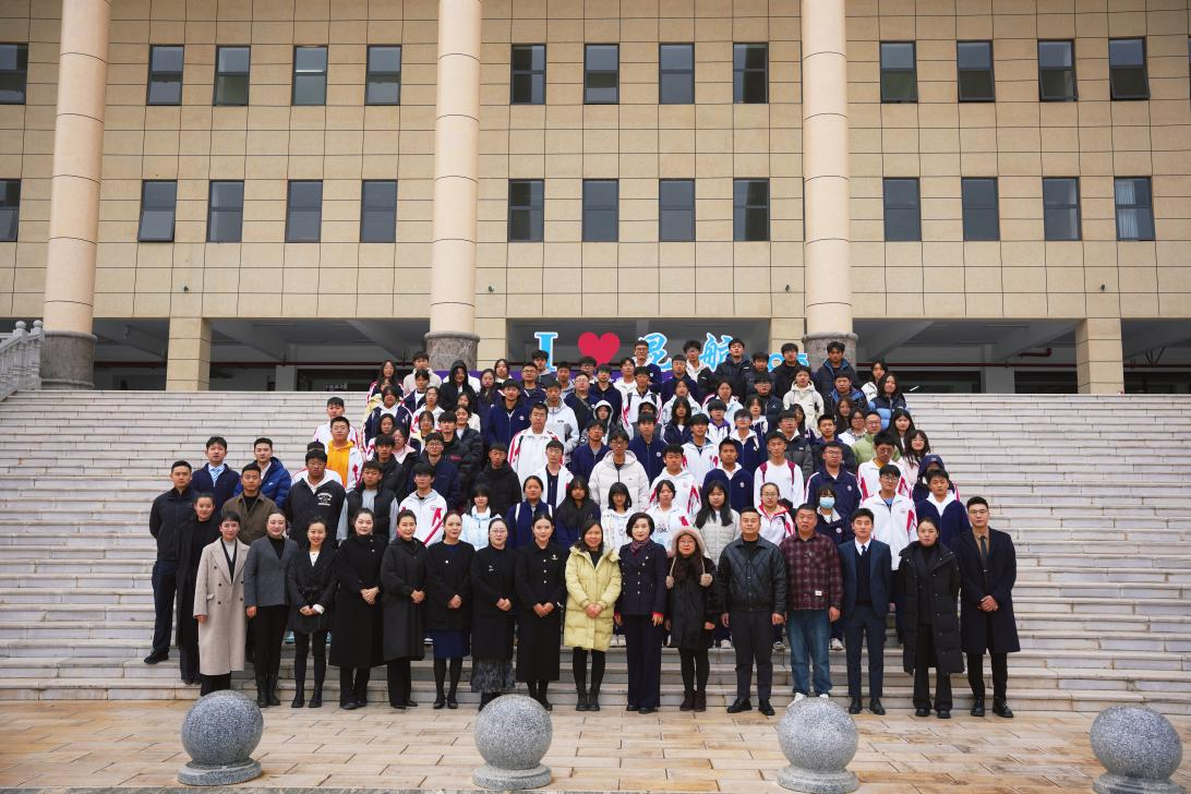 毓梦起航·秀翼蓝天 ——北培毓秀中学走进昆明航空职业学院研学之旅