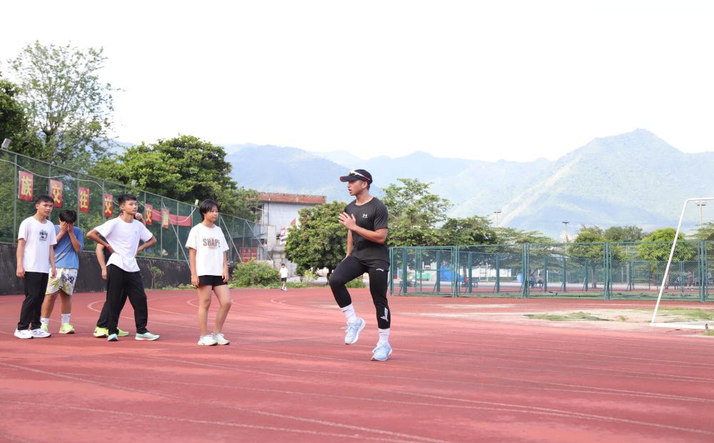 返乡实践强本领　扬帆职场显担当 ——记我校学子暑期社会实践